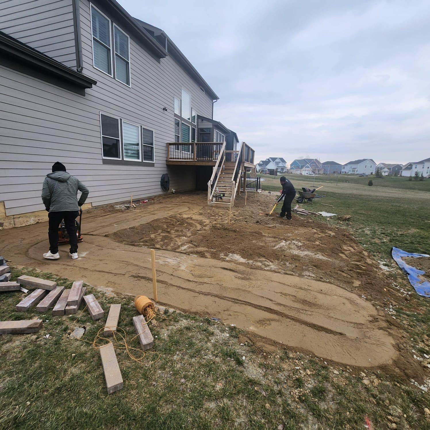 house remolding backyard deck before Homerix Inc Westfield Indiana