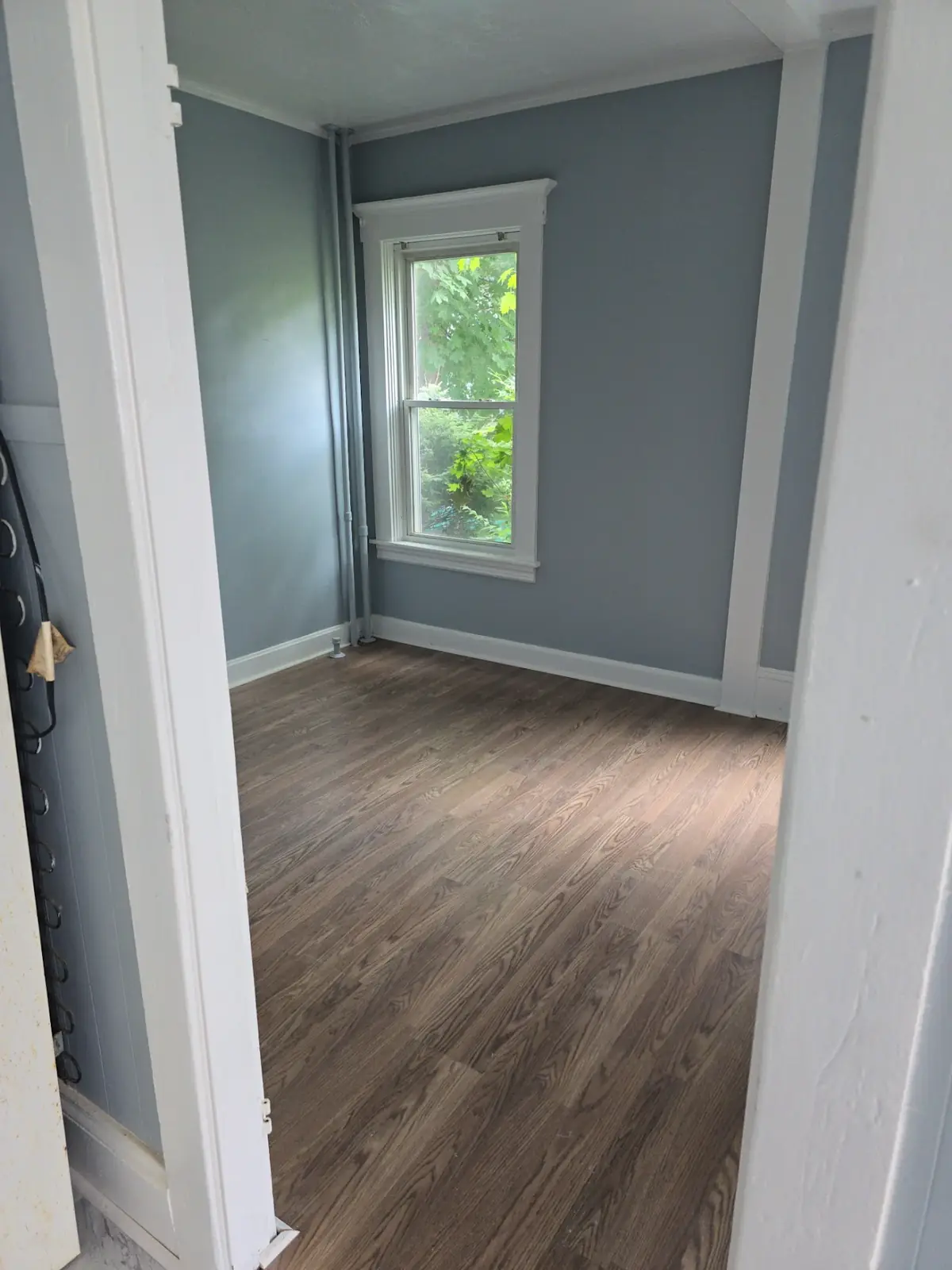 Home renovation staircase and accent wall Carmel Indiana — Homerix Inc